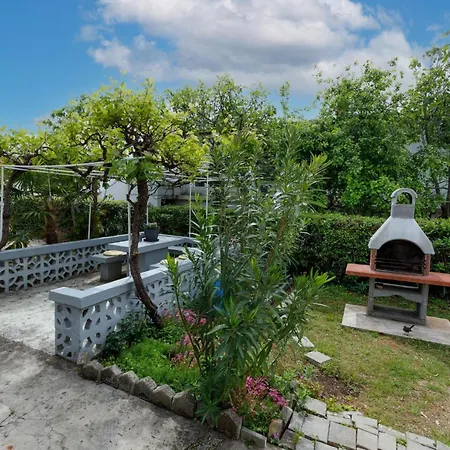 Charming And Tranquil Krk Center - One Bedroom With Balcony *