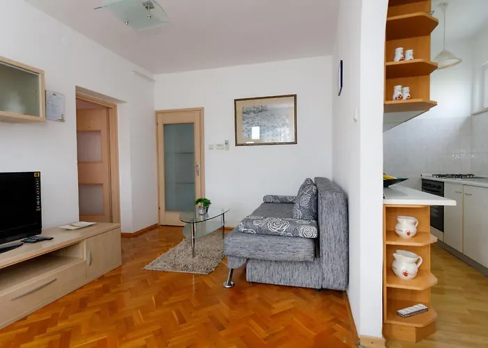 Apartament Charming And Tranquil Krk Center - One Bedroom With Balcony *