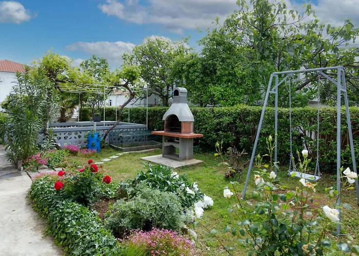 Charming And Tranquil Krk Center - One Bedroom With Balcony